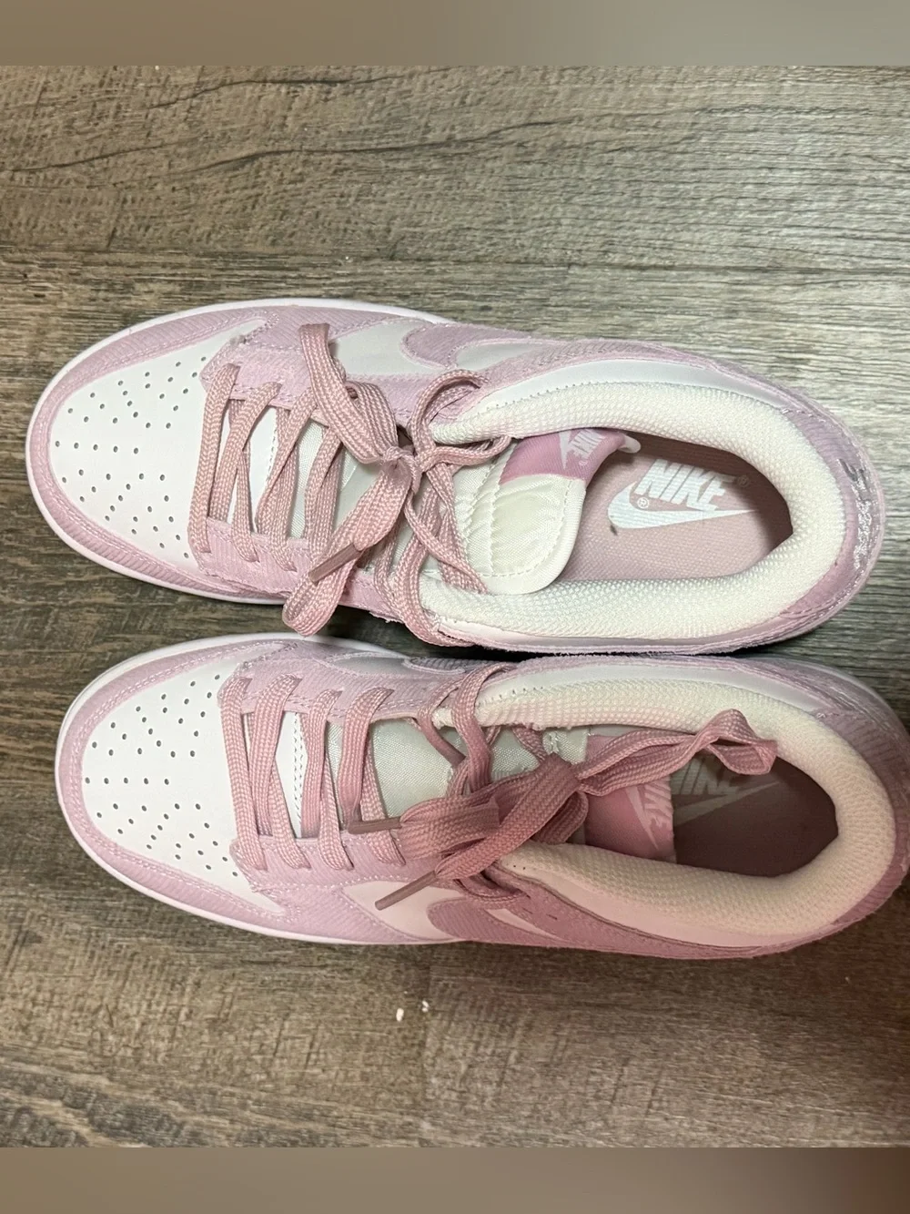 Nike Kids Pink and White Low-Top Sneakers